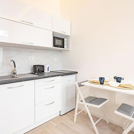 Ultra Central - New - Comfy Studio Будапешт Экстерьер фото